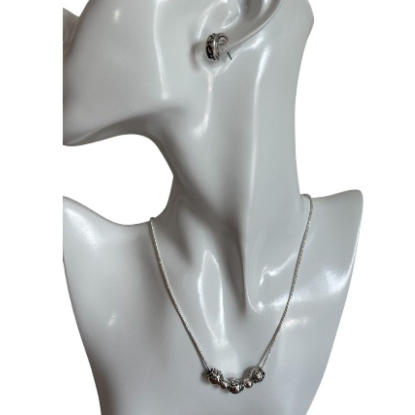 Silver Tone Beaded Necklace And Hoop Earring Set Nwt